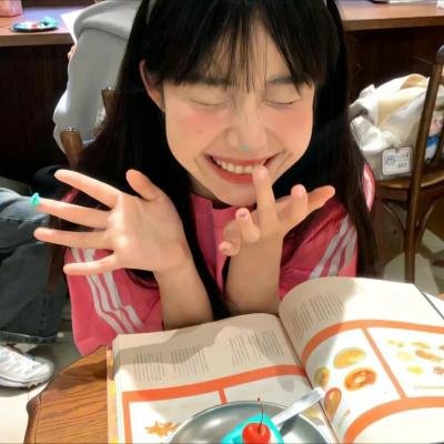 拍卖会后嫁给老公死对头